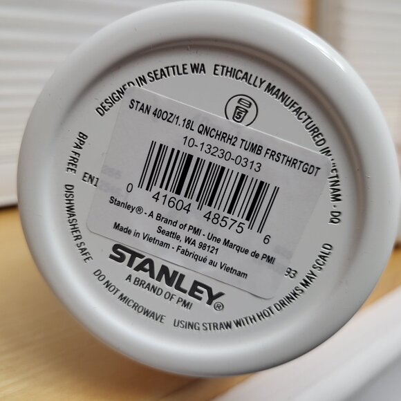 Stanley Target Valentine Tumbler Bundle, 40 Oz White Hearts & Bottle Boot - Picture 6 of 8